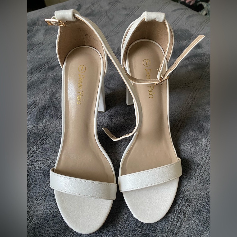 women’s white high heels. size 7